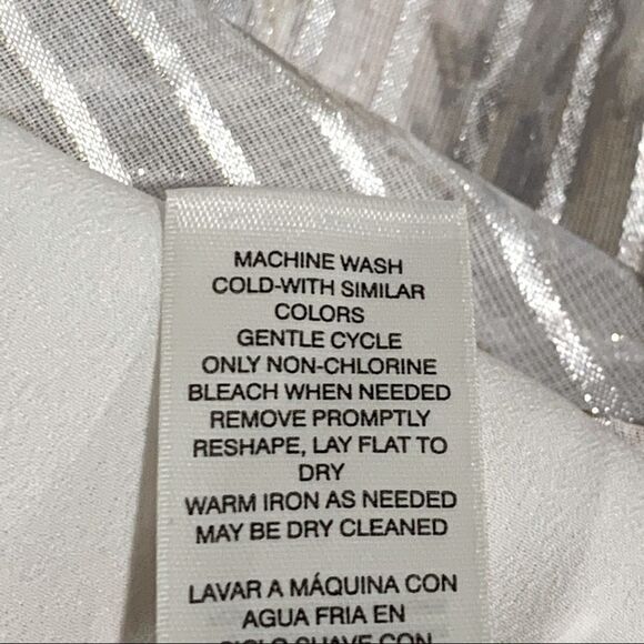 White House Black Market Sleeveless Floral V-Neck Blouse Pink Mauve, XXS - Picture 6 of 7